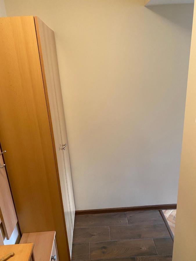 Kawalerka Blisko Plazy Appartamento Łeba Esterno foto